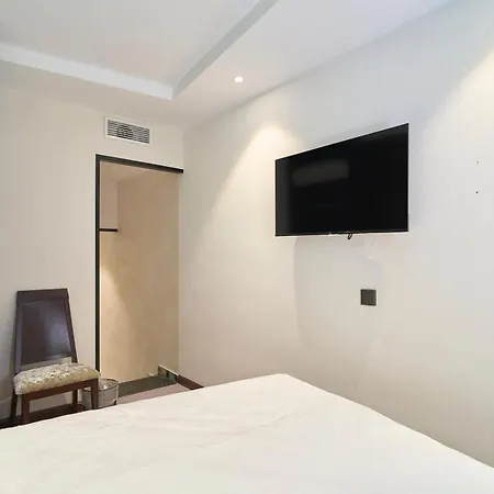 Menoir Dorsett Usera Hotel