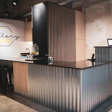 Gallery Residencia Capsule hotel Madrid