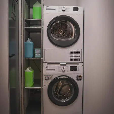 Capsule hotel Gallery Residencia Madrid
