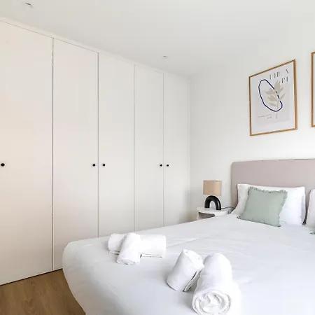 Caterina Ventas Apartment Madrid