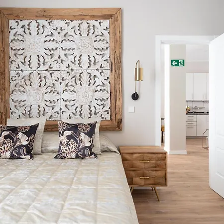 Deluxe Reina Sofia Atocha Comfy * Madrid
