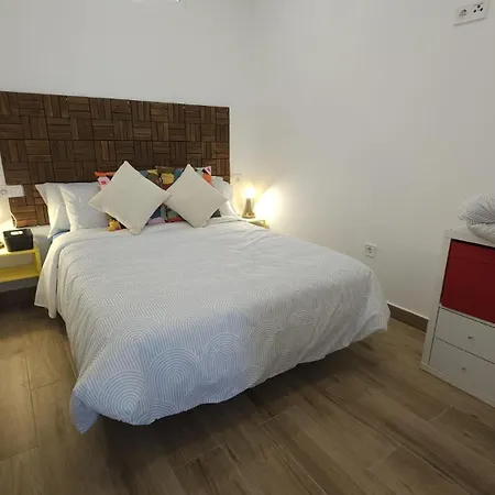 M2 Loft Privado 4 Personas Apartment Madrid