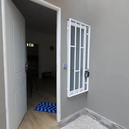 M2 Loft Privado 4 Personas Apartment Madrid