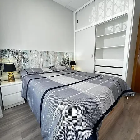 Apartment Amueblado En El Centro De Madrid