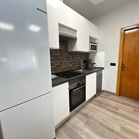 Apartamento Amueblado En El Centro De *