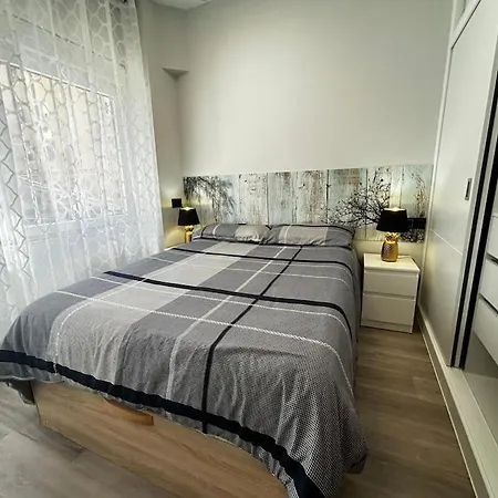 Apartamento Amueblado En El Centro De Madrid