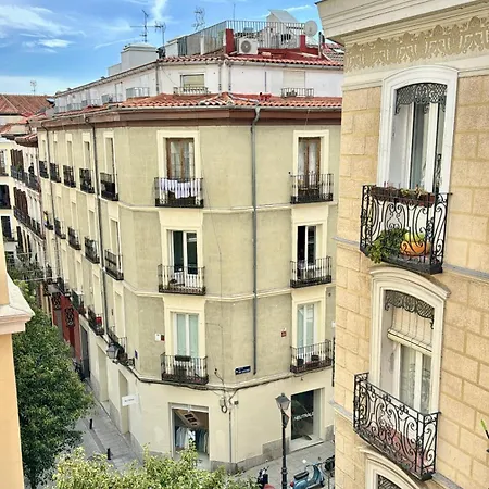Apartment Lovely Balcony Center *