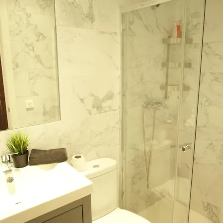 Dplace To Be - Luxury In Historic Center Bed & Breakfast Madrid