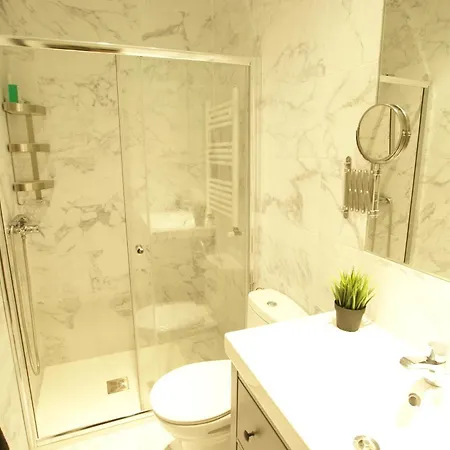 Dplace To Be - Luxury In Historic Center Madrid