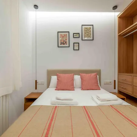 Piso Moderno En Barrio De Salamanca *