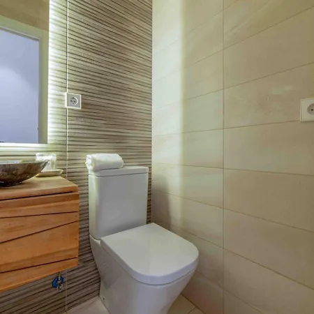 Apartamento Piso Luminoso En Barrio De Salamanca