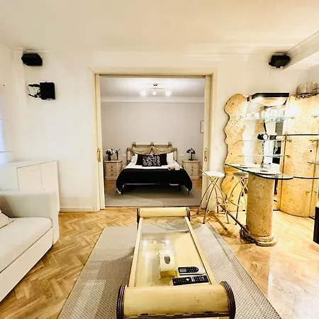 Apartment Entero En Chamartin 113 *