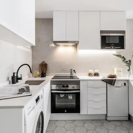 Apartment Abanico - 1 Bedroom And Pool In Chamberi Madrid