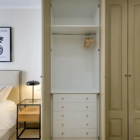 Atocha Exclusive Living Estilo Y Elegancia En El Corazon De La Capital Apartment Madrid