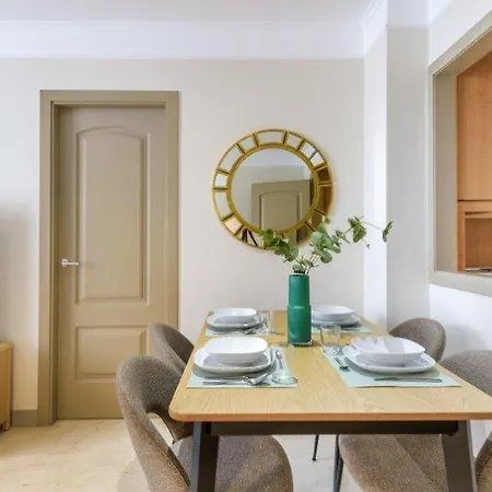 Atocha Exclusive Living Estilo Y Elegancia En El Corazon De La Capital Apartment