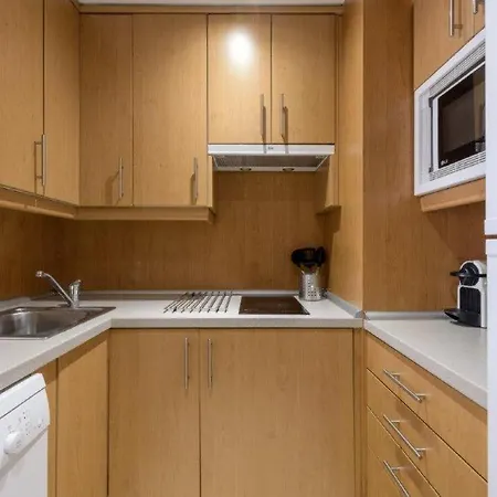 Apartment Atocha Exclusive Living Estilo Y Elegancia En El Corazon De La Capital Madrid