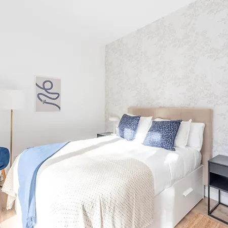 Avenida De San Luis 25, Design And Comfort In The True Style Of Madrid, Book Your Getaway Now! * Madrid