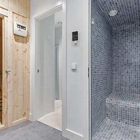 Hermosilla Exclusive Living, De Media En El Barrio De Salamanca En Pleno Centro De Apartment *
