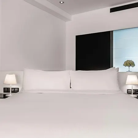 هيلتون مطار 4* مدريد