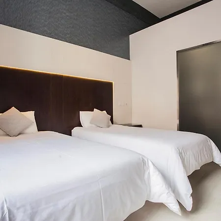 Alhambra Guest house Madrid
