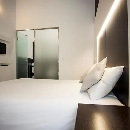 Alhambra 3*