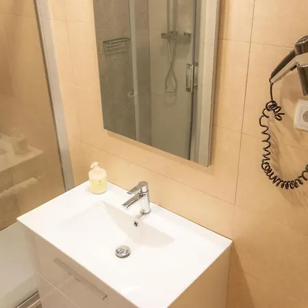 Apartamentos Madrid Apartment Madrid