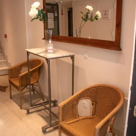 Apartamentos Madrid Apartment