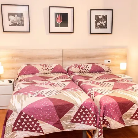 Apartamentos Madrid Apartment Madrid