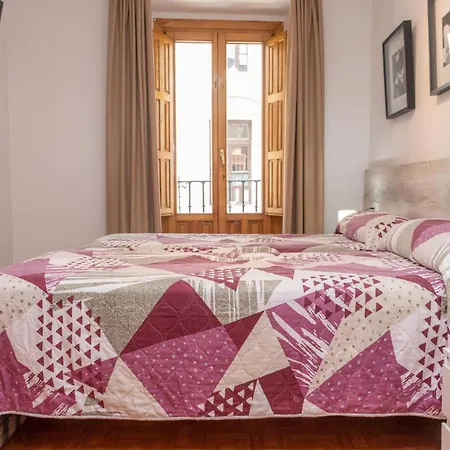 Apartamentos Madrid Apartment Madrid