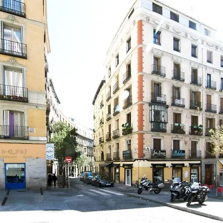 Apartment Bright & Cozy 2bd - Opera Area *