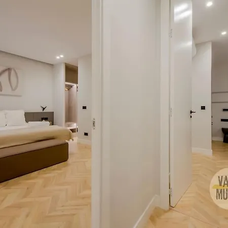 Apartamento De Lujo En La Emblematica Calle Montera *