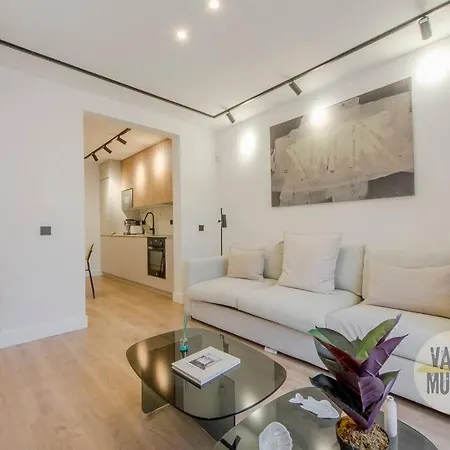 Deluxe Interior Design En La Plaza De Chueca Apartment Madrid