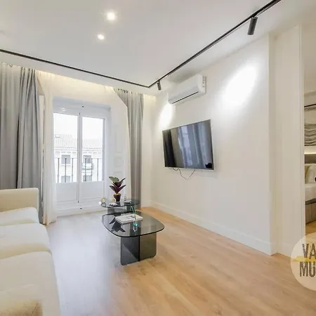 Deluxe Interior Design En La Plaza De Chueca * Madrid