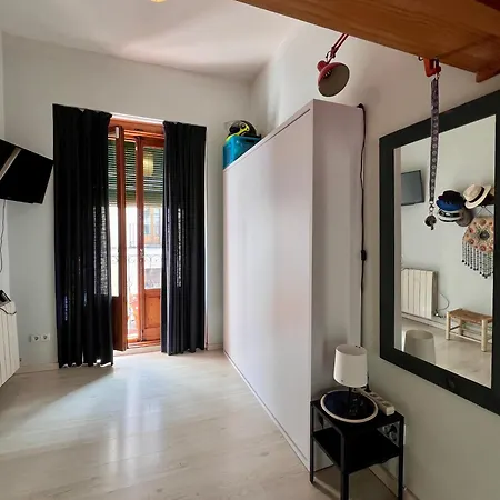 Cozy In Lavapies Bed & Breakfast