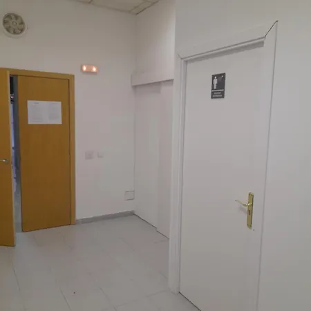 M Torres Hostel Madrid