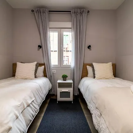 Piso Ideal Cerca Del Aeropuerto Apartment