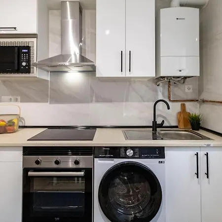 Piso Ideal Cerca Del Aeropuerto Apartment *