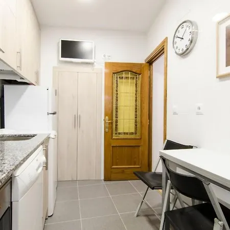 Huertas, 58 Apartamento *