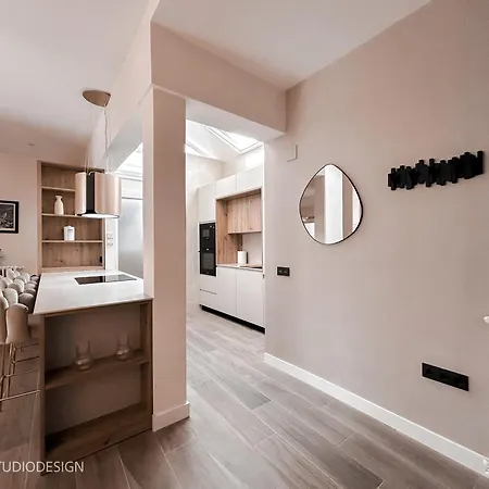 ático - Loft En La C/ Fuencarral Apartamento *
