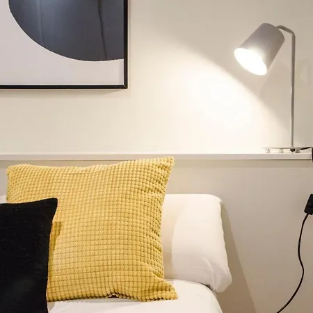 Personalized And Modern- 2 Bd 1bth- Opera * Madrid