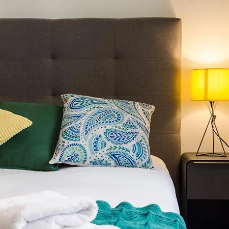 Personalized And Modern- 2 Bd 1bth- Opera Madrid