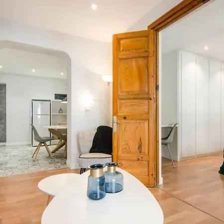 Apartment Personalized And Modern- 2 Bd 1bth- Opera *