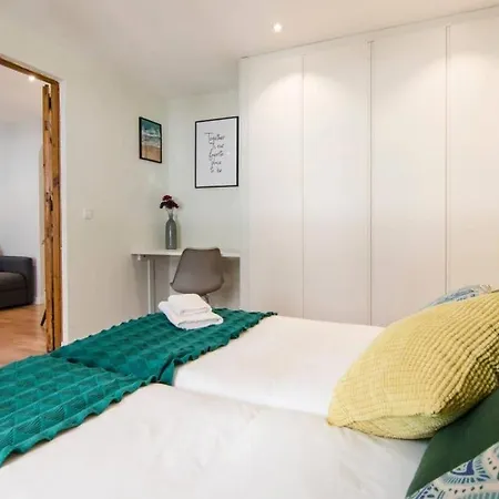 Personalized And Modern- 2 Bd 1bth- Opera *
