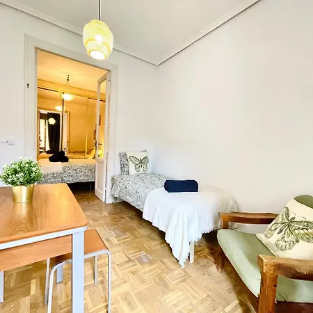 Hostal Centric Madera Gran Via Madrid