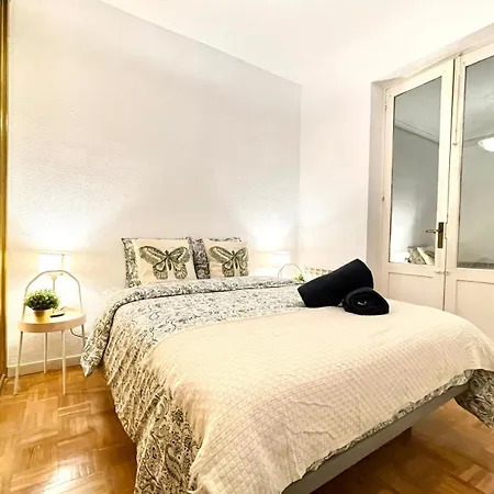 Centric Madera Gran Via Hostal Madrid