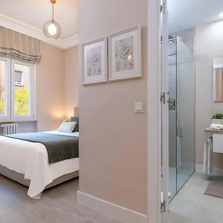Spacious 3 Bedroom Madrid