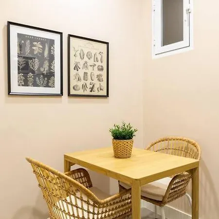 Spacious 3 Bedroom *