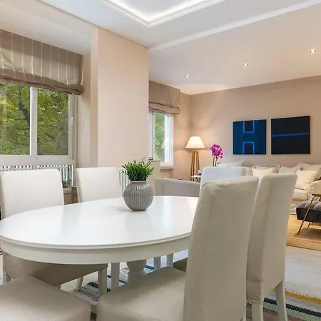 Apartamento Spacious 3 Bedroom *
