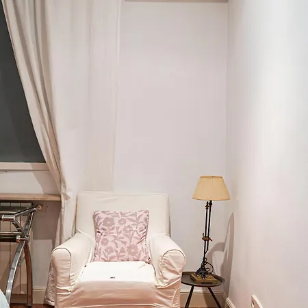 Preciados De Callao Apartment