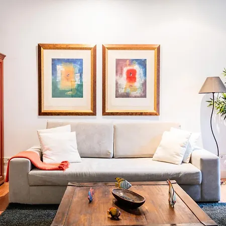Preciados De Callao Apartment